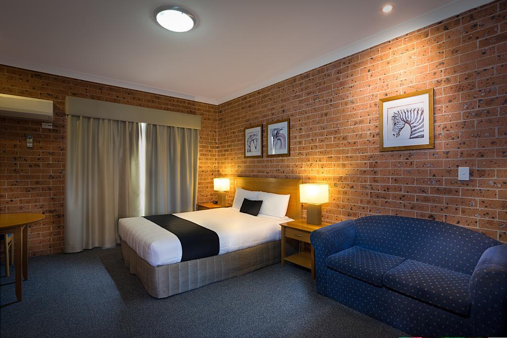 Akuna Motor Inn And Apartments Dubbo Exteriör bild