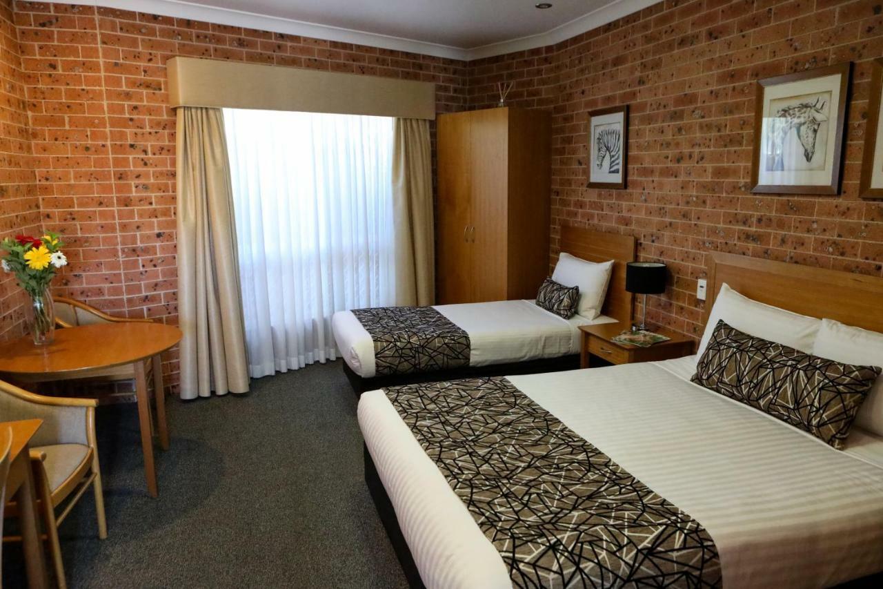 Akuna Motor Inn And Apartments Dubbo Exteriör bild
