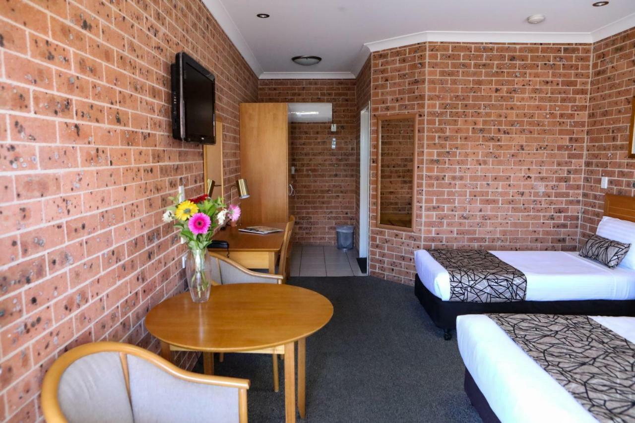Akuna Motor Inn And Apartments Dubbo Exteriör bild